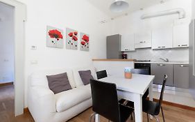 Milan Comfy Apt - Calvairate District